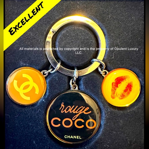 169 Final Price‼️Preloved Chanel Coco mark Key Ring Keychain with Box - Picture 3 of 9